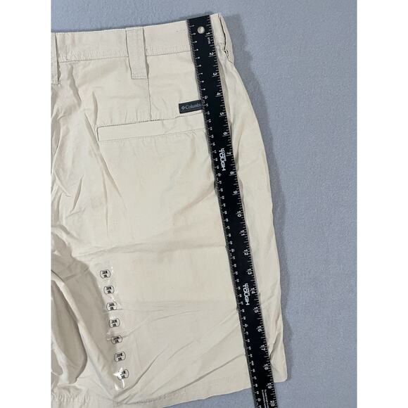 NEW Columbia Men Short Modern Classic Activewear Lightweight Size 38w 10L Khaki - Picture 5 of 10